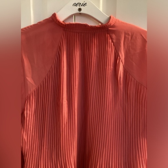 Halogen Pleated flowy long sleeve BLOUSE coral pink high neck top M - Picture 7 of 16